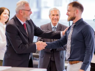 Pasos para vender a gerentes corporativos