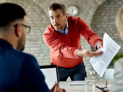 Cómo manejar problemas con clientes actuales